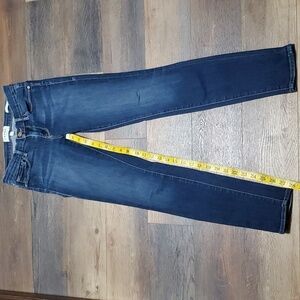 Frame le skinny de jeanne dark wash euc jeans